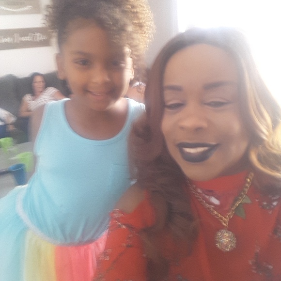 Angella Posh Ambassador - Picture 3 of 8